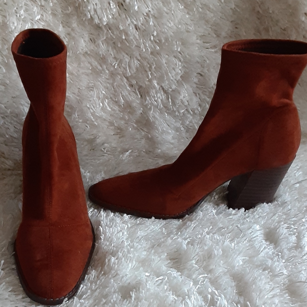 SAKS FIFTH AVENUE FAUX SUEDE BOOTIES